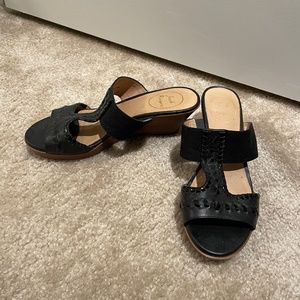 Black low heel Jack Rogers wedges. Size 7.5